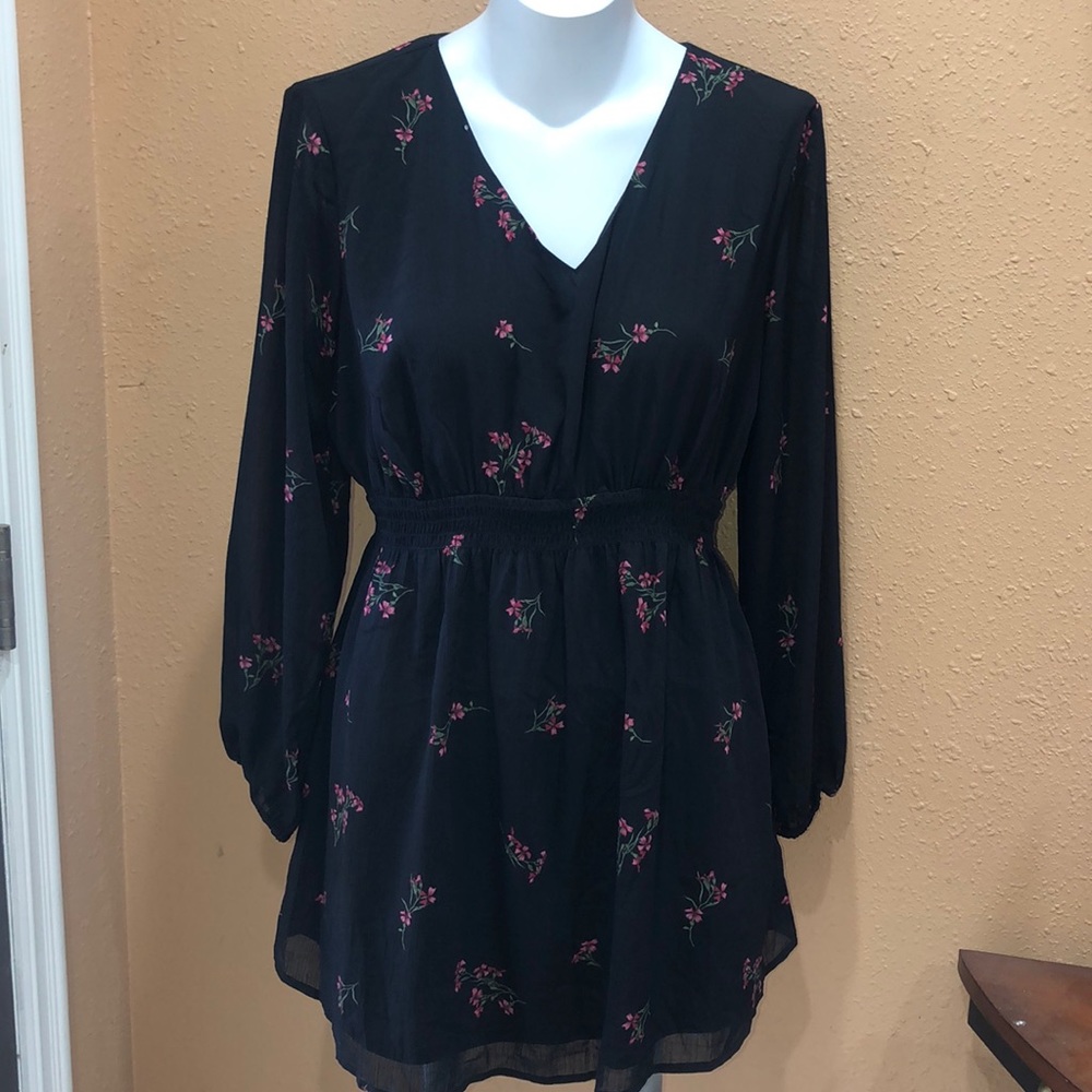 H&M maternity blouse